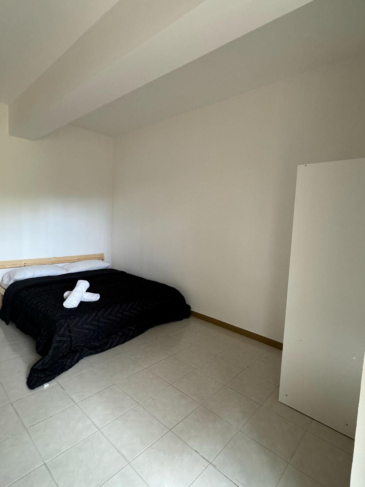 רומא Volturno Guest House מראה חיצוני תמונה